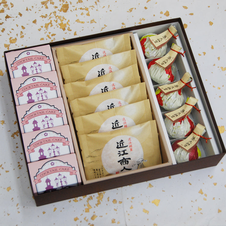 和菓子詰め合わせ カクテル5個近江商人6個栗大納言5個