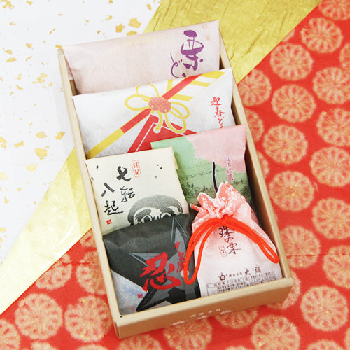 迎春菓詰め合わせ 栗どらやき1個迎春どら焼き午1個七転八起1個しるべ1個忍1個珠の栗1個